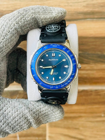 mammoth Boy's Quartz Blue Dial watch