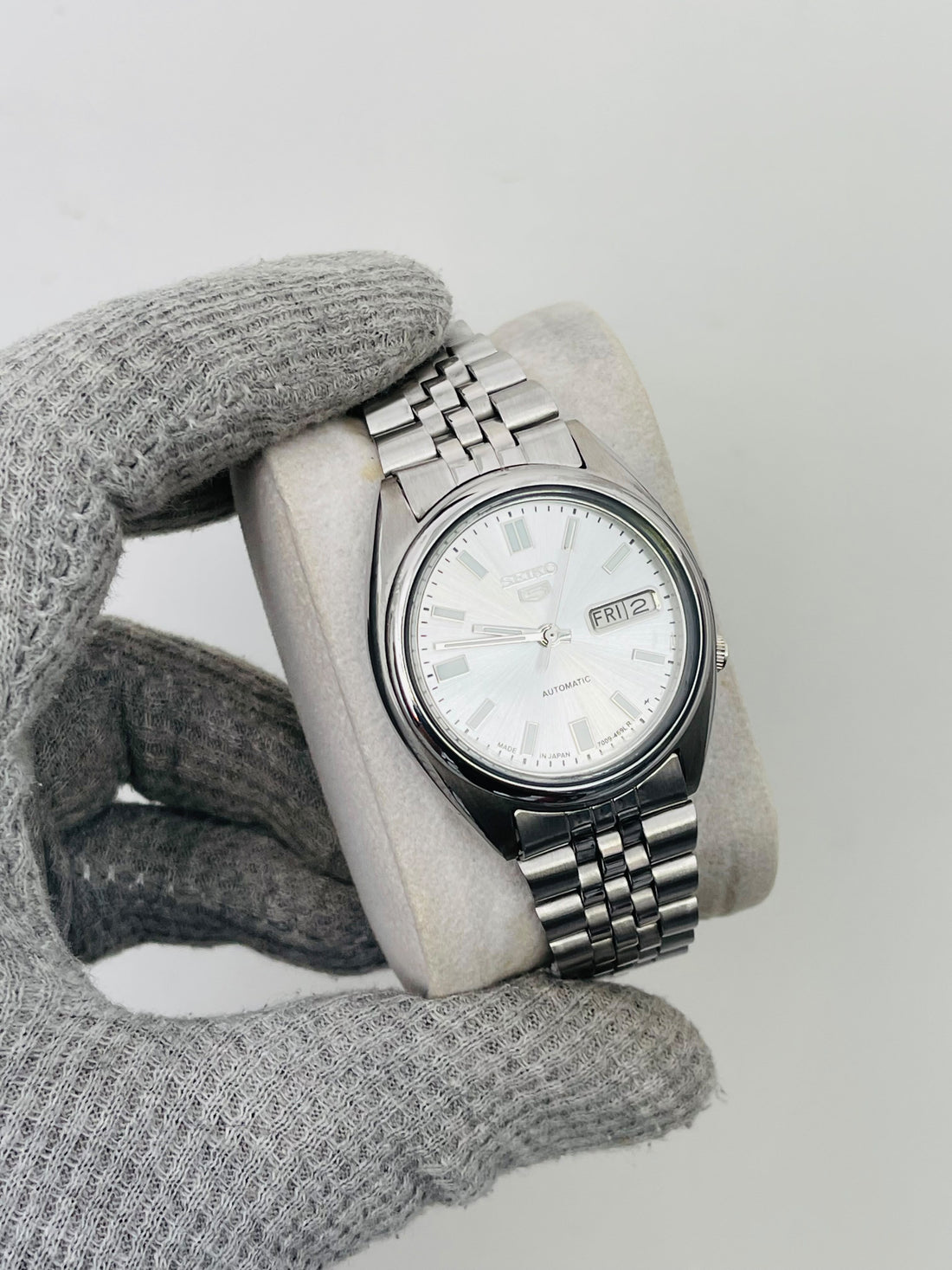 Seiko 5 Men's White Dial Automatic Japan Watch