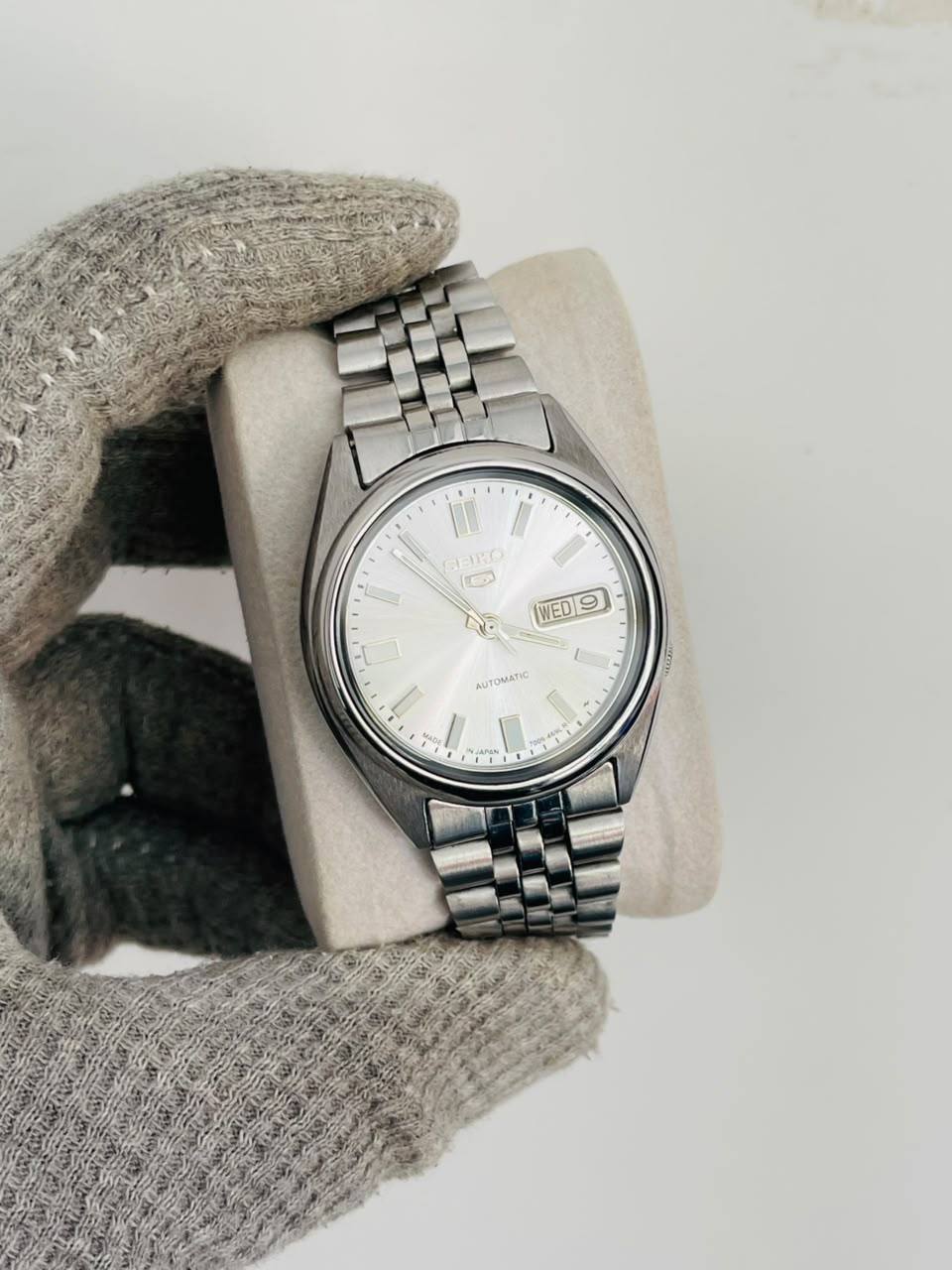 Seiko 5 Men's White Dial Automatic Japan Watch