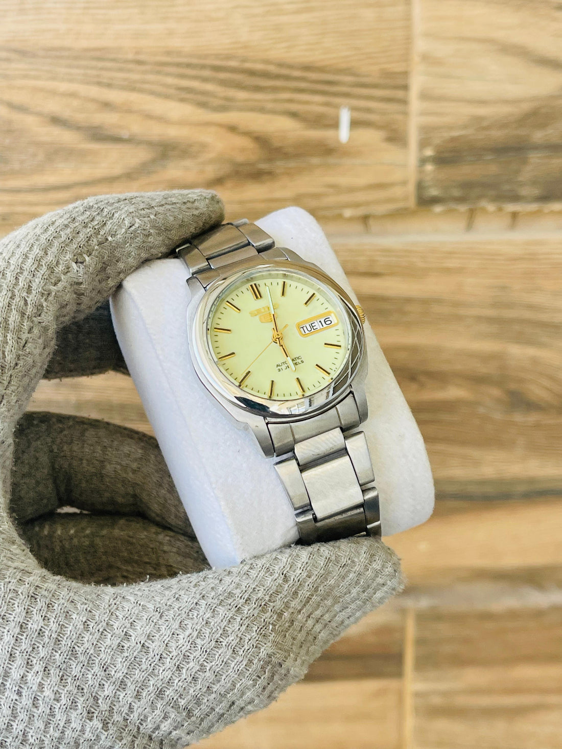 SEIKO 5 Men's Vintage Automatic Japan Watch