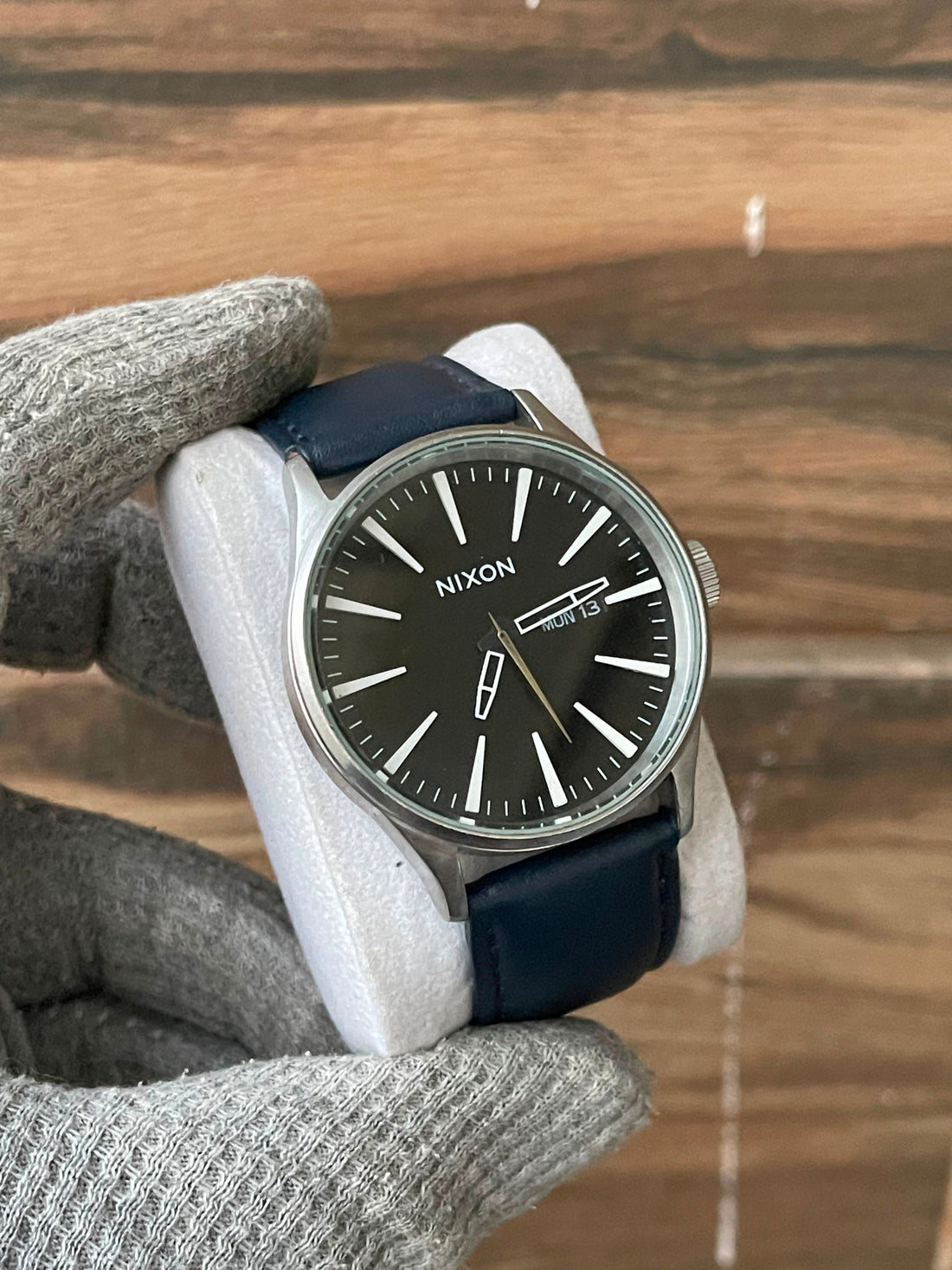 NIXON Sentry Men's Quartz Japan watch