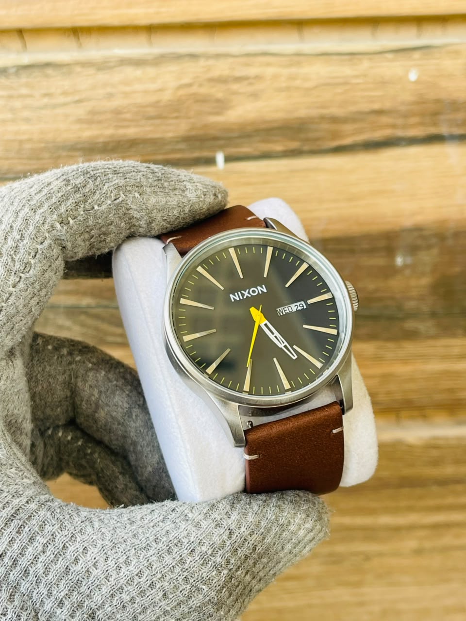 NIXON Sentry Men's Quartz Japan watch