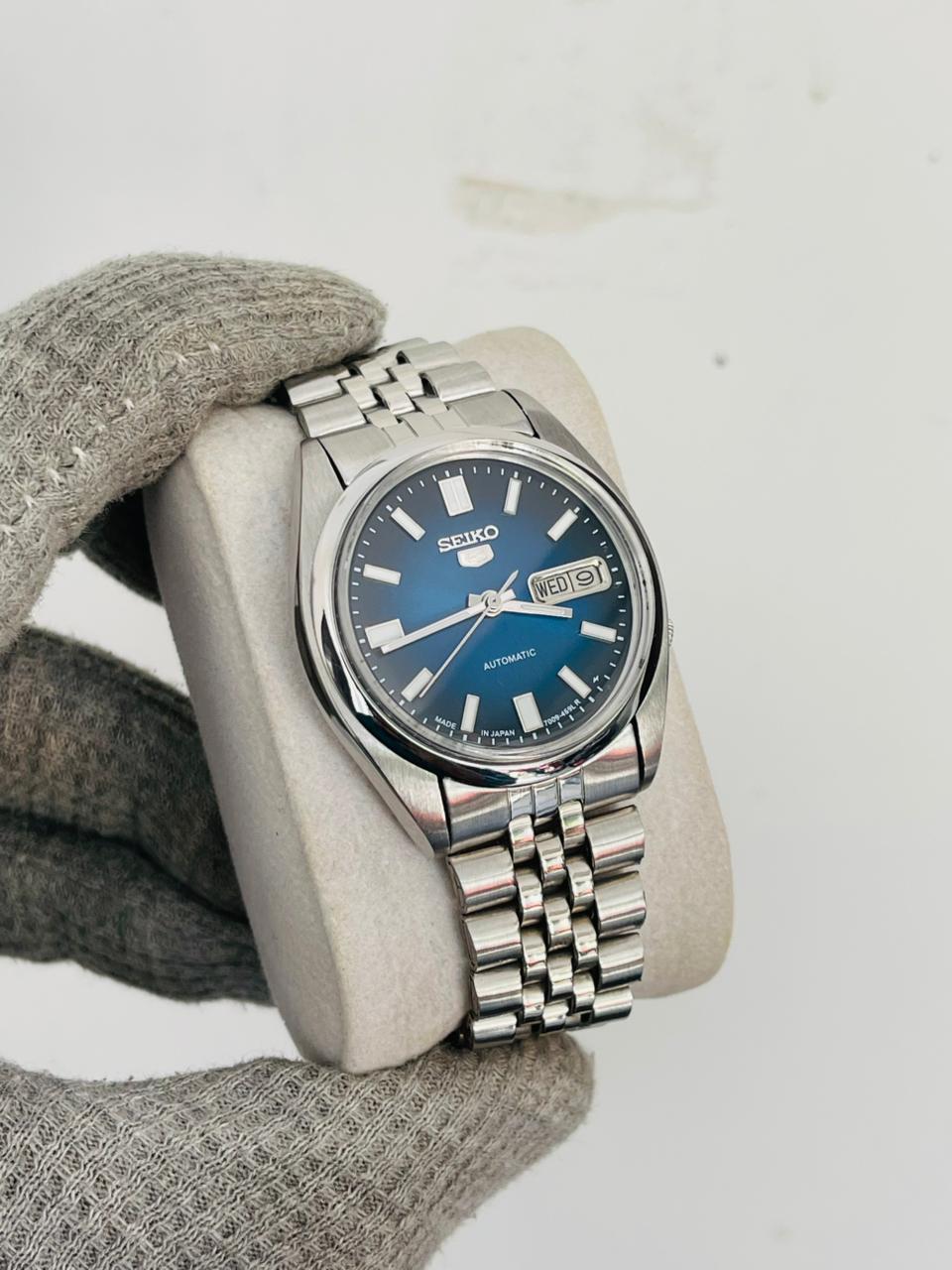 Seiko 5 Men's Blue Dome Glass Dial Automatic Japan Watch