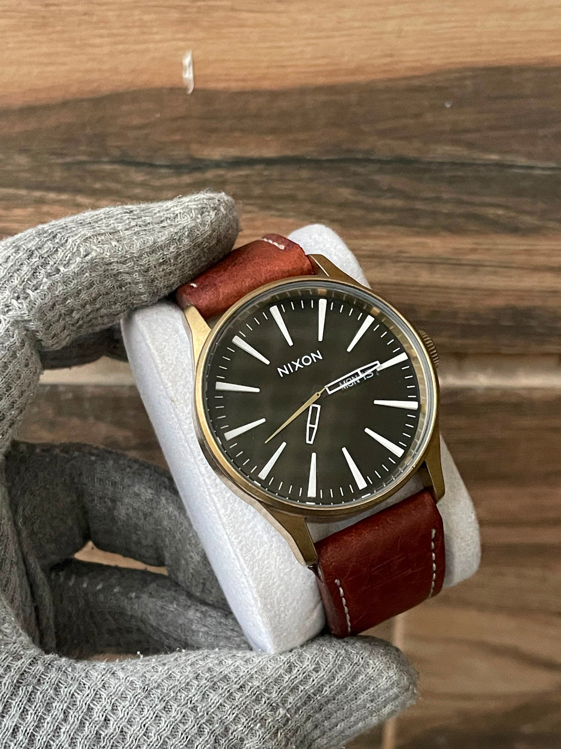 NIXON Sentry Men's Quartz Japan watch