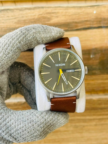 NIXON Sentry Men's Quartz Japan watch