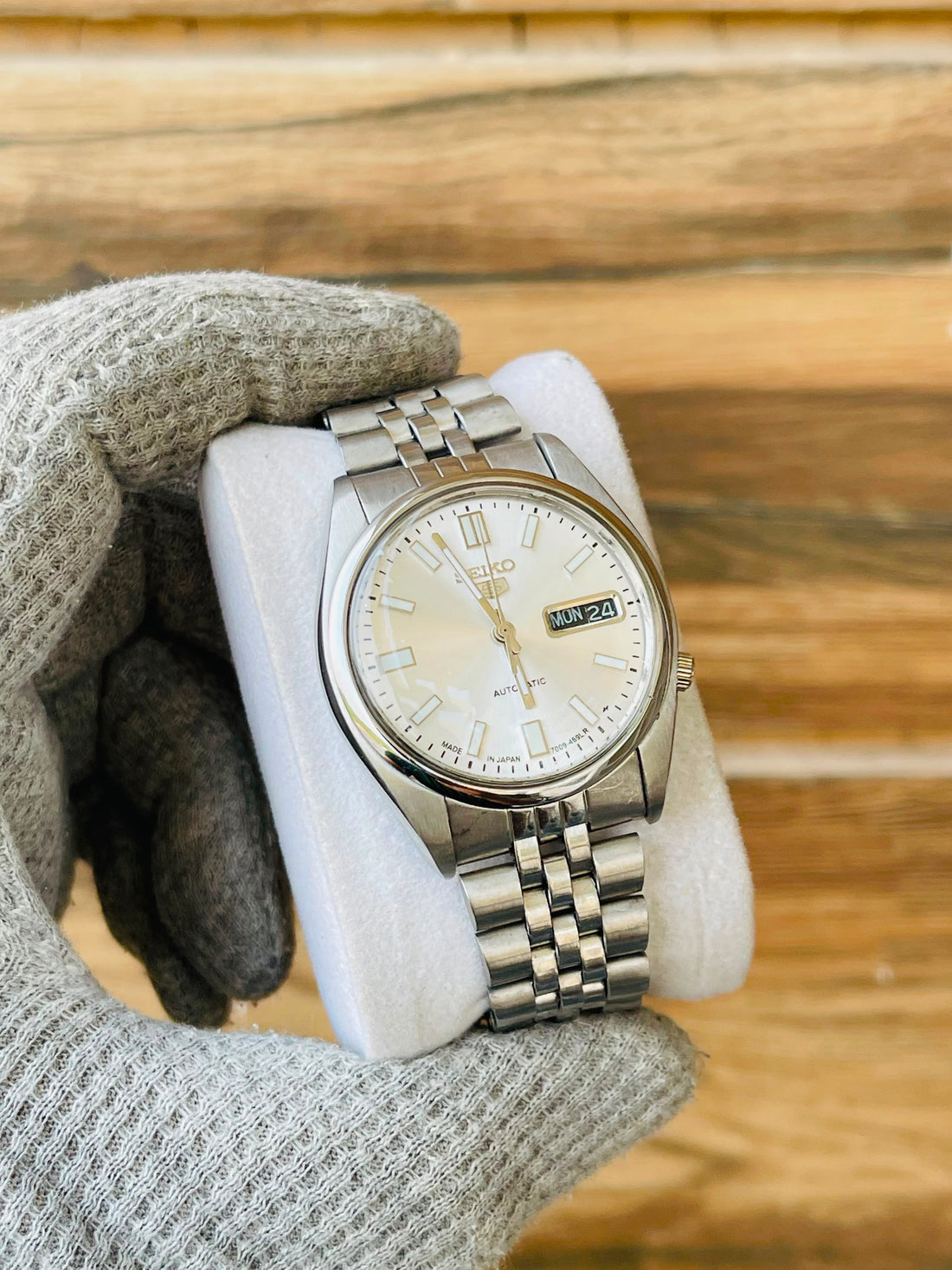 Seiko 5 Men's White Dome Glass Dial Automatic Japan Watch