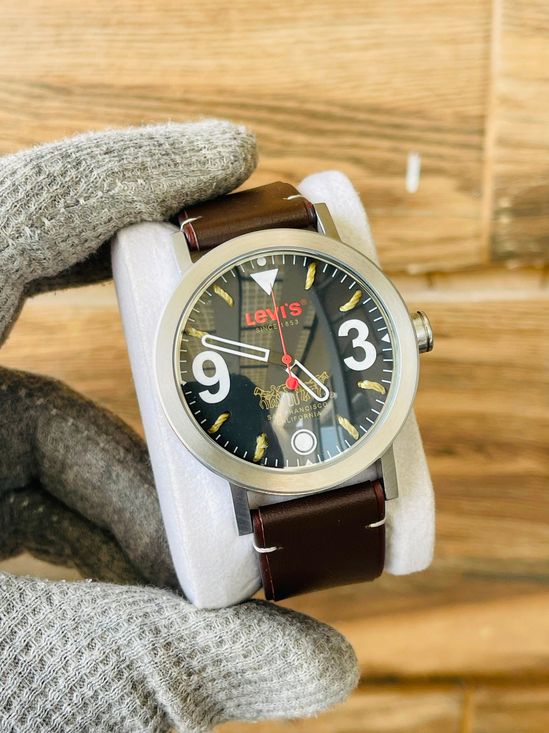 Levi's Men's Quartz Black Dial Japan Watch